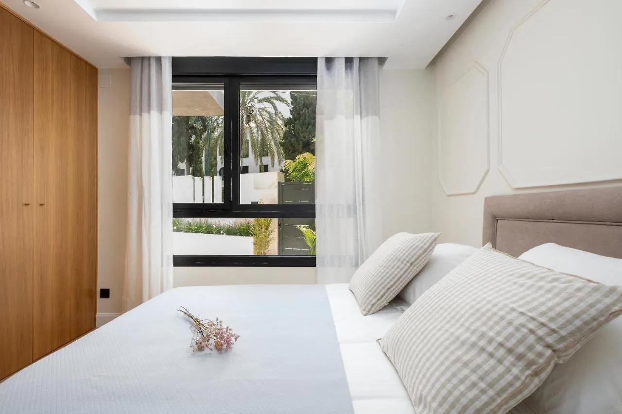 Apartamentos La Zagalilla Malaga 0*,
